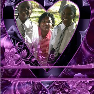 Meet your Posher, Tee